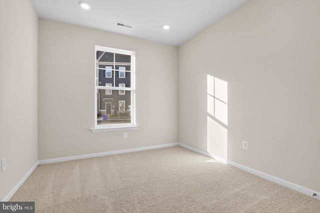 611 BARNEHURST ST, Middle River, MD 21220