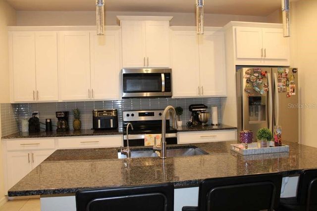 1723 FLOURISH AVENUE, Kissimmee, FL 34744