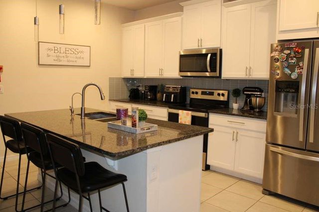 1723 FLOURISH AVENUE, Kissimmee, FL 34744