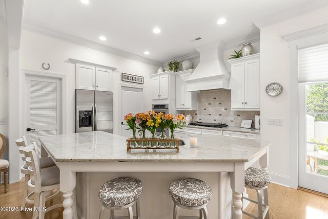 601 Bedminister Lane, Wilmington, NC 28405