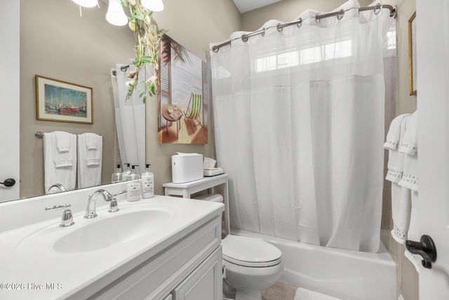 601 Bedminister Lane, Wilmington, NC 28405