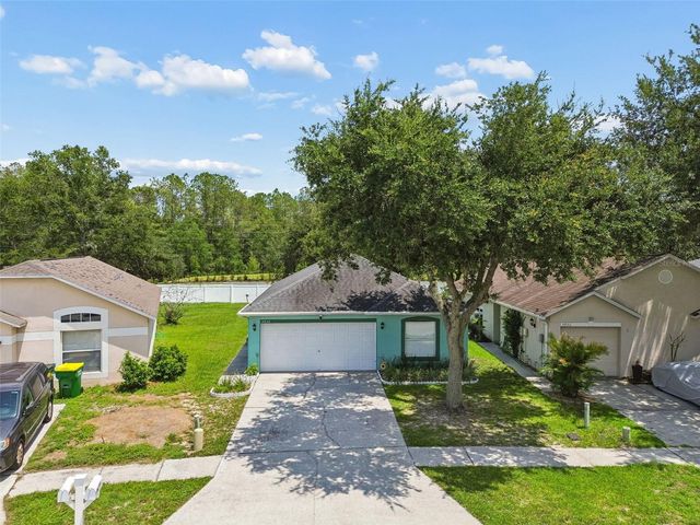 5936 LAKE FRONT DRIVE, Wesley Chapel, FL 33545