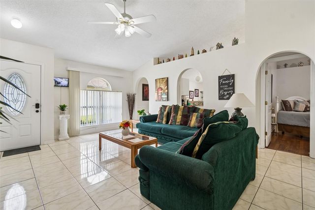 5936 LAKE FRONT DRIVE, Wesley Chapel, FL 33545