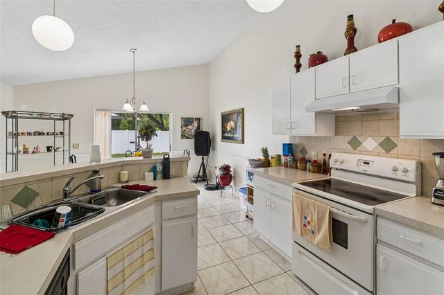 5936 LAKE FRONT DRIVE, Wesley Chapel, FL 33545