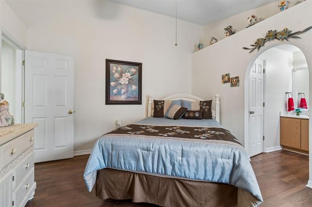 5936 LAKE FRONT DRIVE, Wesley Chapel, FL 33545