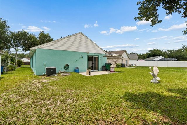 5936 LAKE FRONT DRIVE, Wesley Chapel, FL 33545