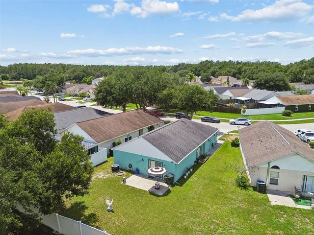 5936 LAKE FRONT DRIVE, Wesley Chapel, FL 33545