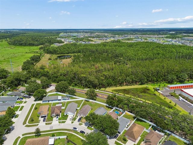 5936 LAKE FRONT DRIVE, Wesley Chapel, FL 33545