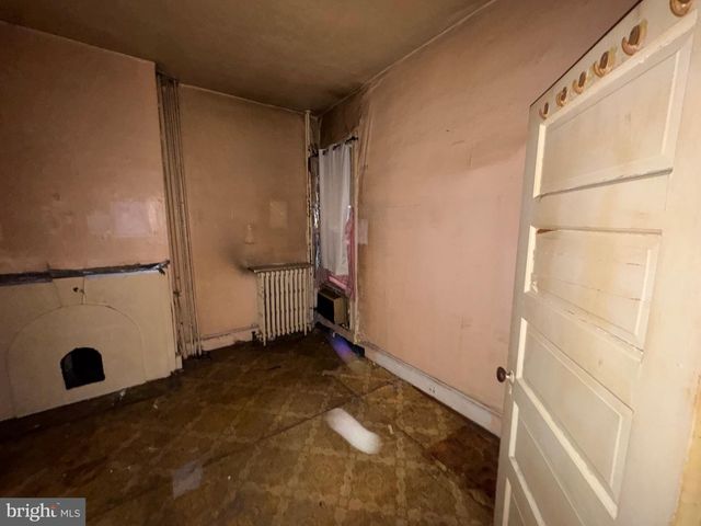 105 N FULTON AVE, Baltimore, MD 21223