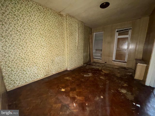 105 N FULTON AVE, Baltimore, MD 21223