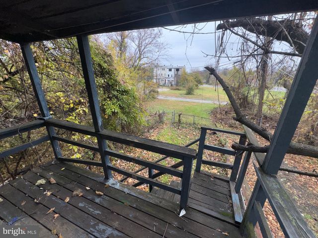 105 N FULTON AVE, Baltimore, MD 21223