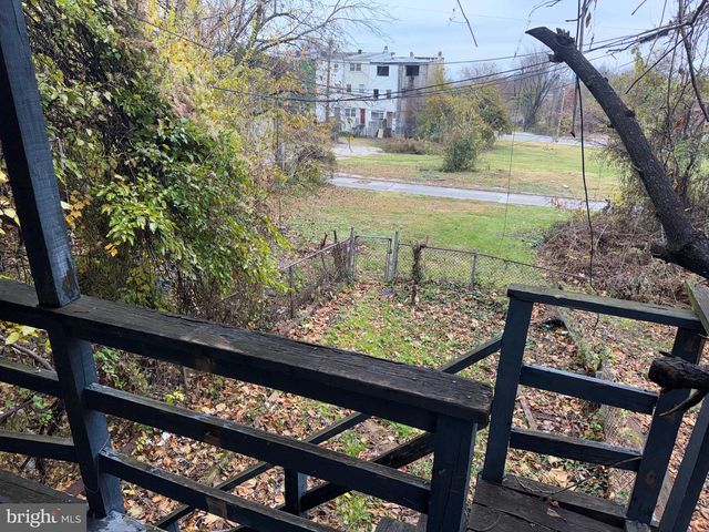 105 N FULTON AVE, Baltimore, MD 21223