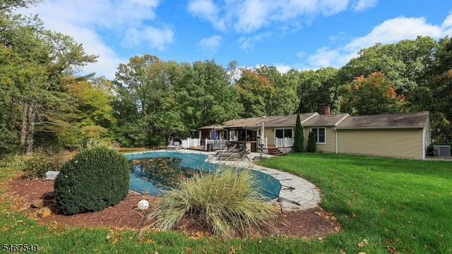 1 Katherine Dr, Warren Twp., NJ 07059