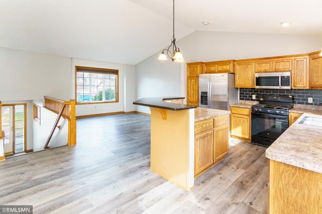 14556 Blackberry Way, Rosemount, MN 55068