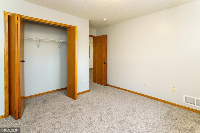 14556 Blackberry Way, Rosemount, MN 55068