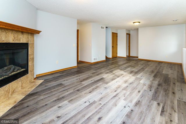 14556 Blackberry Way, Rosemount, MN 55068