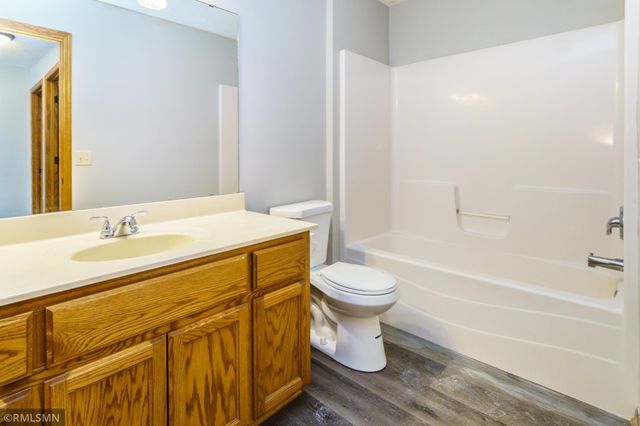 14556 Blackberry Way, Rosemount, MN 55068