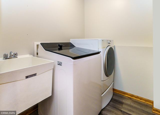 14556 Blackberry Way, Rosemount, MN 55068