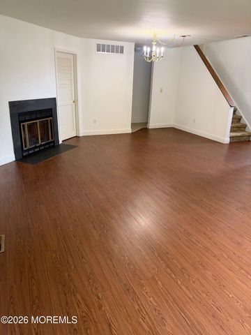 603 Buckingham Circle, Middletown, NJ 07748