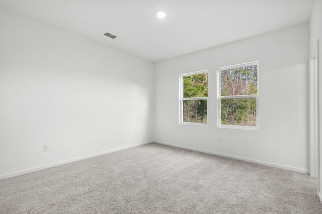 716 Huelva St, Loris, SC 29569