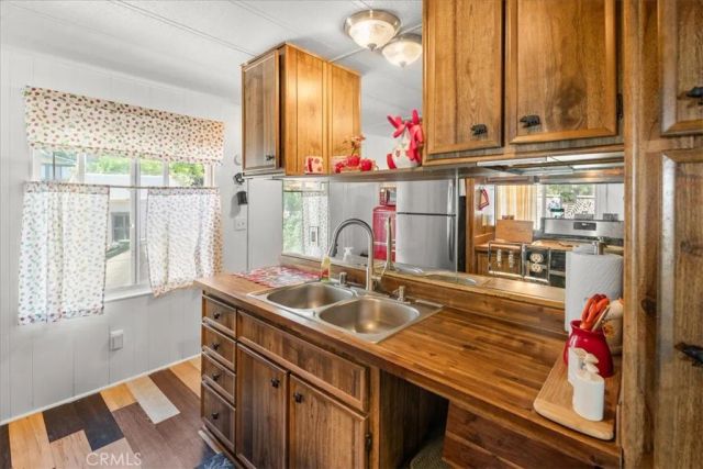 391 Montclair 154, Big Bear City, CA 92314