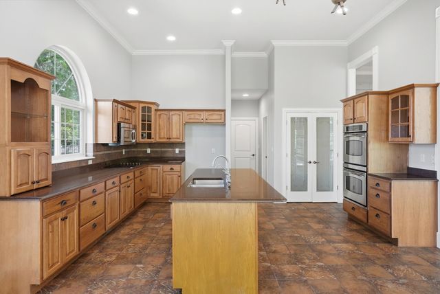5010 STEEPLECHASE DR, Columbia, MO 65203