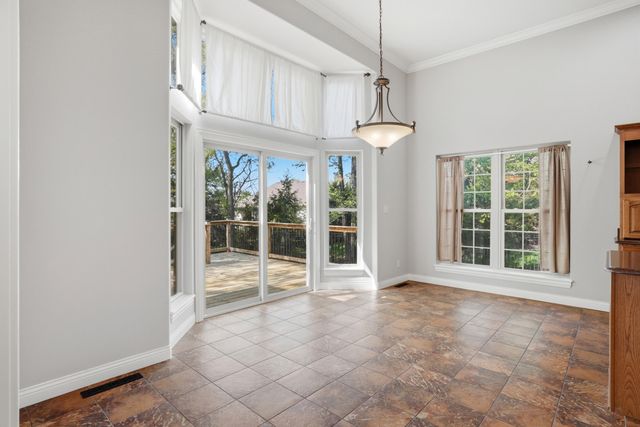 5010 STEEPLECHASE DR, Columbia, MO 65203