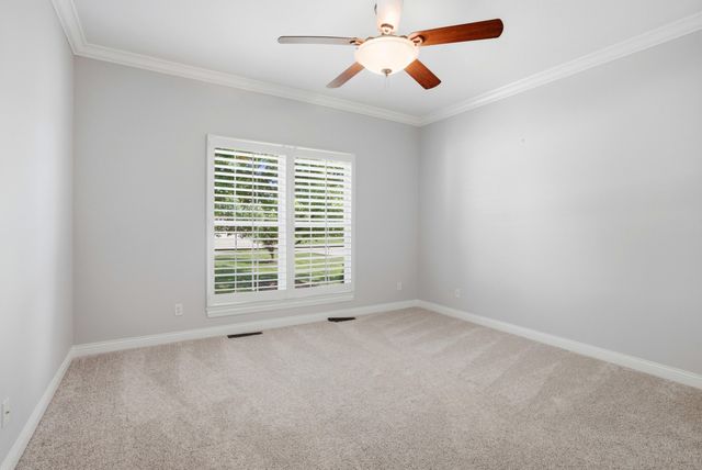 5010 STEEPLECHASE DR, Columbia, MO 65203