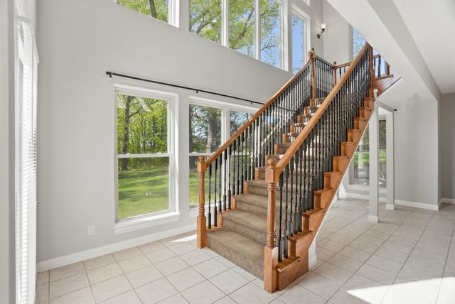 5010 STEEPLECHASE DR, Columbia, MO 65203