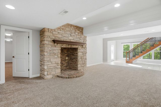 5010 STEEPLECHASE DR, Columbia, MO 65203