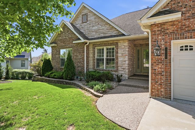 5010 STEEPLECHASE DR, Columbia, MO 65203
