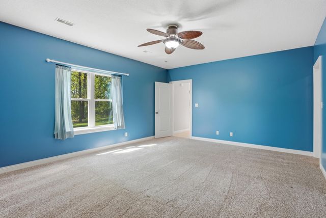 5010 STEEPLECHASE DR, Columbia, MO 65203