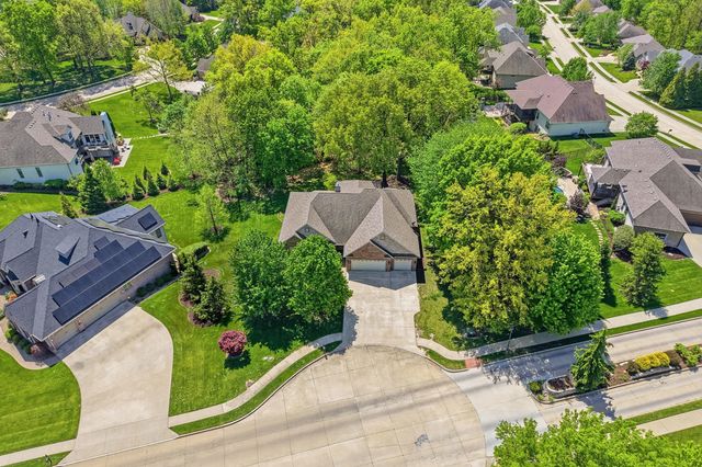 5010 STEEPLECHASE DR, Columbia, MO 65203