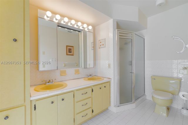 1731 NW 108th Ave, Pembroke Pines, FL 33026