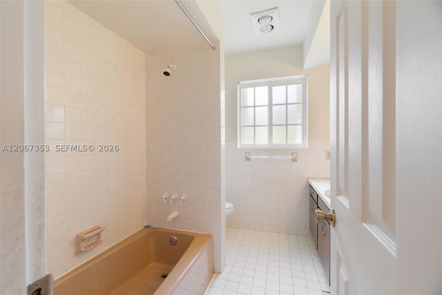 1731 NW 108th Ave, Pembroke Pines, FL 33026
