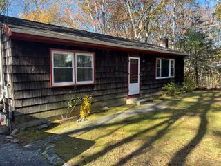 205 Colonel Ledyard Highway, Groton, CT 06355