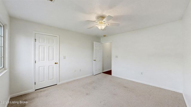 321 Piatt Pl 104, Louisville, KY 40223