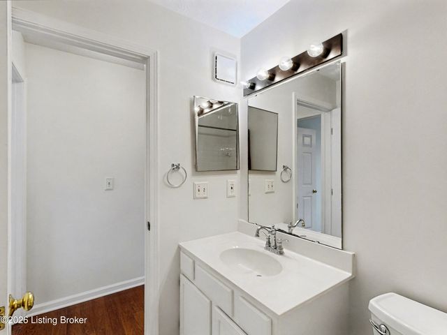 321 Piatt Pl 104, Louisville, KY 40223