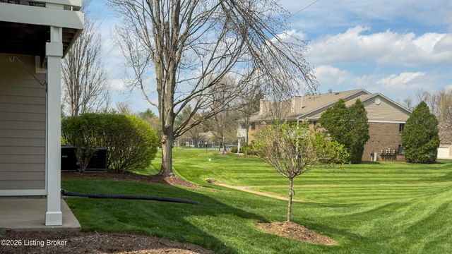 321 Piatt Pl 104, Louisville, KY 40223