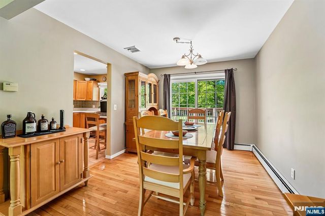 44 Brookwood Drive, Mahwah, NJ 07430