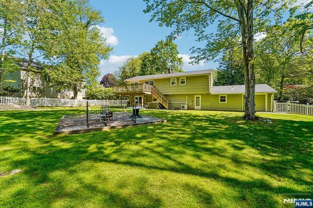 44 Brookwood Drive, Mahwah, NJ 07430