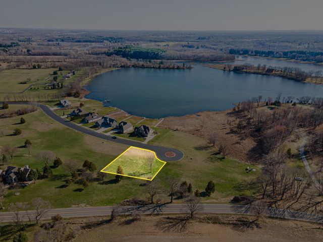 47 Coronado Drive, Jackson, MI 49201