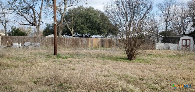 112 College Avenue, Oglesby, TX 76561