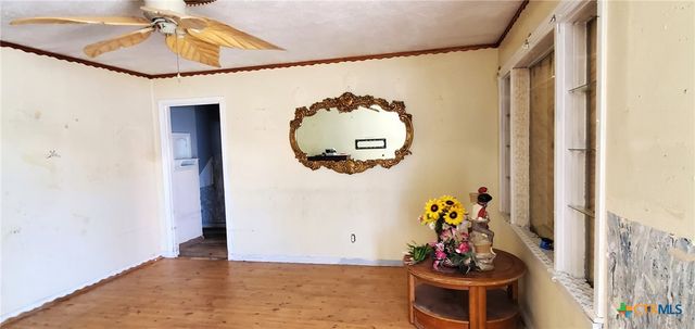 112 College Avenue, Oglesby, TX 76561