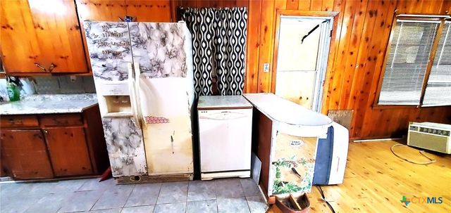112 College Avenue, Oglesby, TX 76561