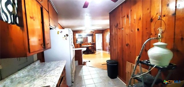 112 College Avenue, Oglesby, TX 76561
