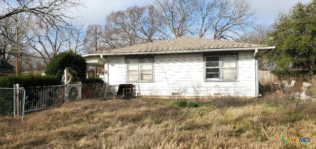 112 College Avenue, Oglesby, TX 76561