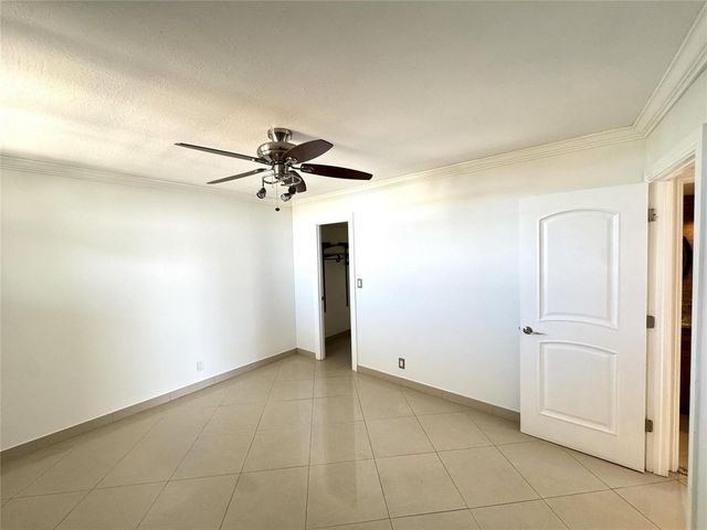 4800 Bayview Drive 406, Fort Lauderdale, FL 33308
