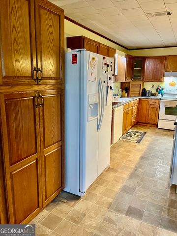 404 Community Drive, Waycross, GA 31501