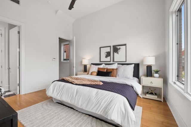 418 Van Buren St, Nashville, TN 37208
